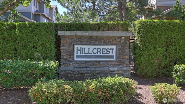4650 NE 3rd Ln Unit F1, Renton, WA 98059 - view of community / neighborhood sign