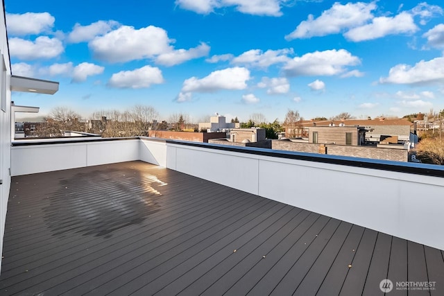 501 11th Ave E, Seattle, WA 98102 - view of wooden terrace