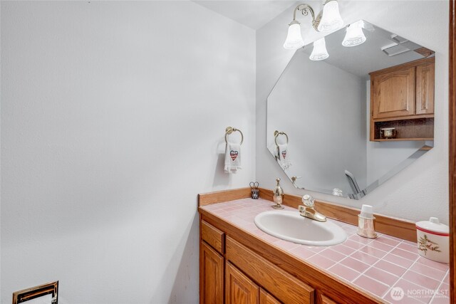 1408 W St NW, Auburn, WA 98001 - bathroom with vanity