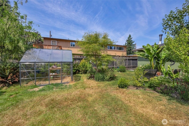 7818 185th Pl SW, Edmonds, WA 98026 - view of yard with an exterior structure and an outbuilding