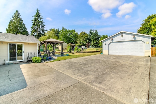 10510 66th Ave E, Puyallup, WA 98373 - view of garage