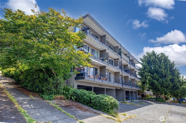 303 N 44th St Unit 105, Seattle, WA 98103 - view of apartment building / complex