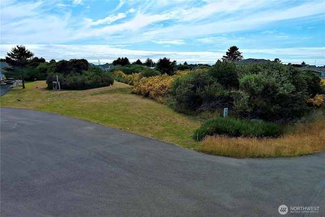 965 Adak Ct SE, Ocean Shores, WA 98569