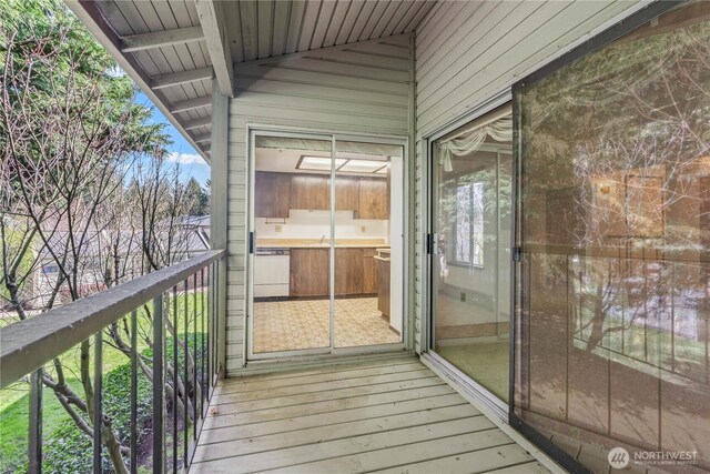 17529 151st Ave SE Unit 7-11, Renton, WA 98058 - view of wooden terrace