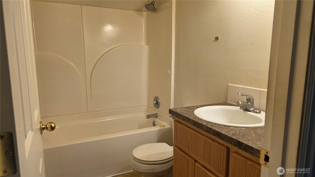 1040 Columbia River Dr Unit 1, Vancouver, WA 98664 - full bath with a textured wall, vanity, and shower / bath combination