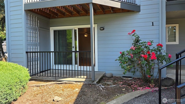 1040 Columbia River Dr Unit 1, Vancouver, WA 98664 - view of exterior entry