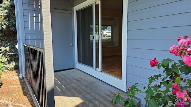 1040 Columbia River Dr Unit 1, Vancouver, WA 98664 - view of exterior entry
