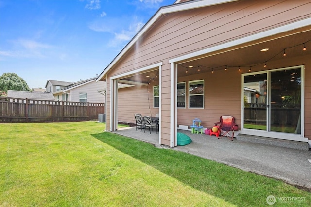 8910 Buttercup St SE, Tumwater, WA 98501 - view of yard with a patio area