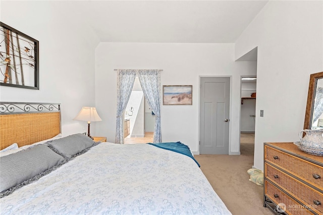 71 Blue Grade Rd, East Wenatchee, WA 98802 - bedroom featuring light colored carpet and a walk in closet