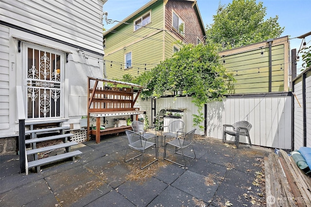 1222 N 4th St, Tacoma, WA 98403 - view of patio featuring entry steps