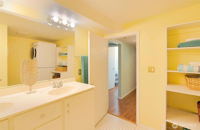 27727 94th Ave SW, Vashon, WA 98070 - bathroom featuring double vanity and tile patterned floors