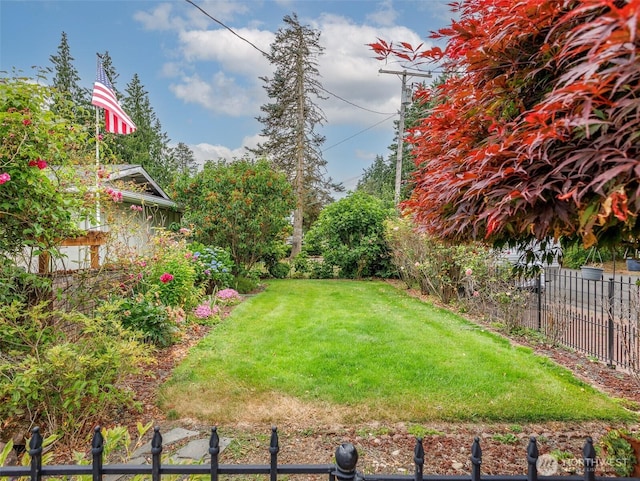 6725 Husky Way SE, Olympia, WA 98503 - view of yard