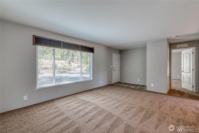 911 Mill Crk, Shelton, WA 98584 - empty room featuring carpet