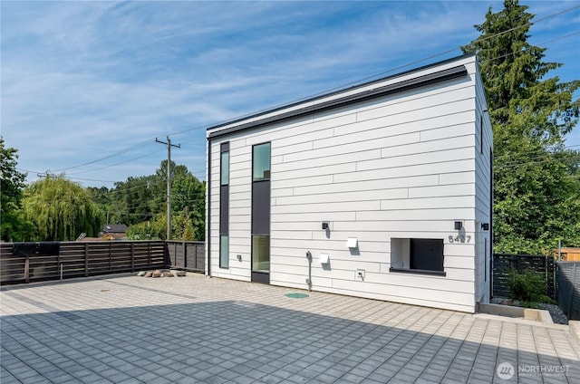5427 25th Ave SW, Seattle, WA 98106 - view of patio