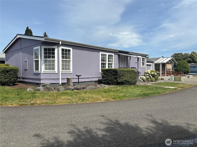 7519 18th Avenue Ct E, Tacoma, WA 98404 - view of front facade