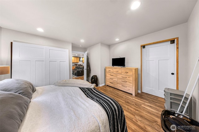 2927 Youngs Rd, Custer, WA 98240 - bedroom featuring wood finished floors, recessed lighting, and a closet