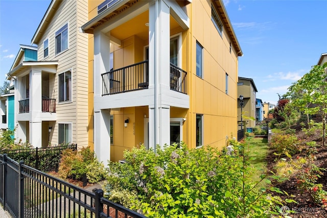 9834 11th Ave SW, Seattle, WA 98106 - photo 2