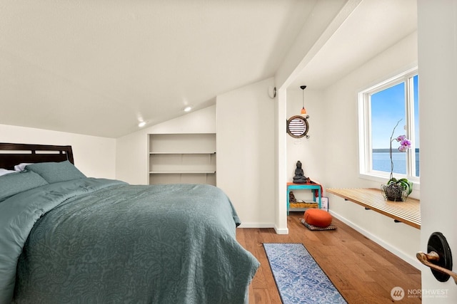 6522 Whitman St NE, Tacoma, WA 98422 - bedroom featuring wood finished floors, vaulted ceiling, and recessed lighting