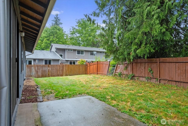 506 102nd Dr SE, Lake Stevens, WA 98258 - fenced backyard with a patio
