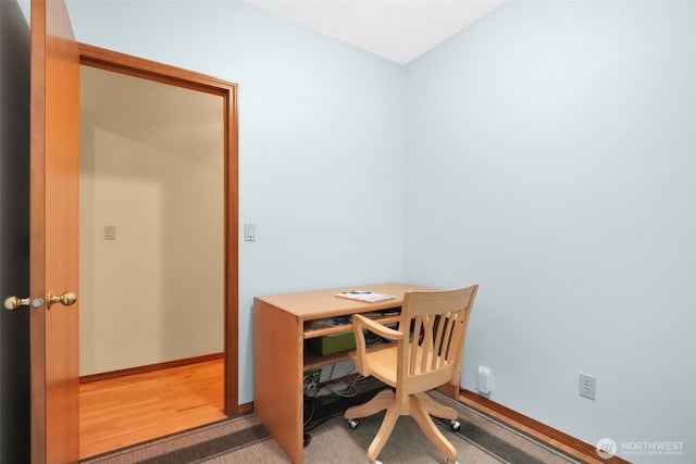 1931B State Route 505, Toledo, WA 98591 - office featuring baseboards