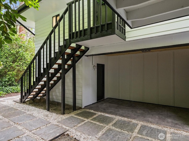 3704 Bells Ln, Langley, WA 98260 - view of stairway