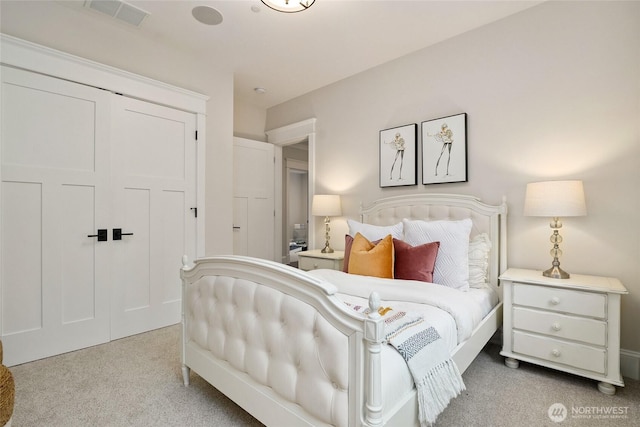 1709 223rd Ave SE, Sammamish, WA 98075 - carpeted bedroom featuring a closet