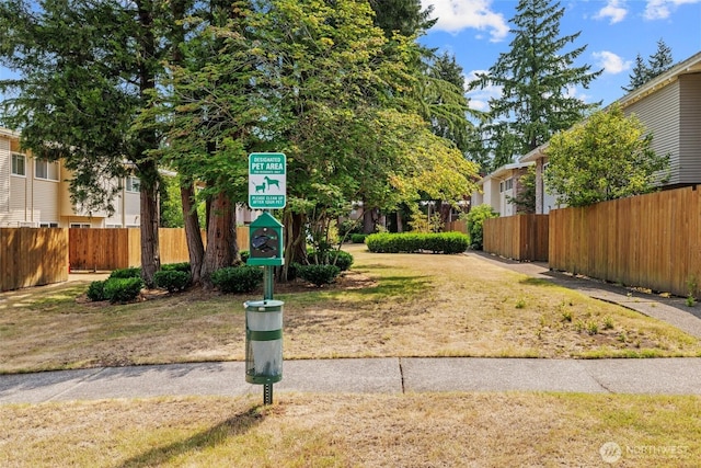12240 SE 60th St Unit 41, Bellevue, WA 98006 - view of yard