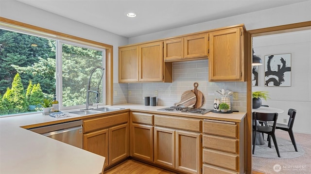 12607 SE 255th Pl, Kent, WA 98030 - kitchen with stainless steel appliances, light countertops, backsplash, and recessed lighting