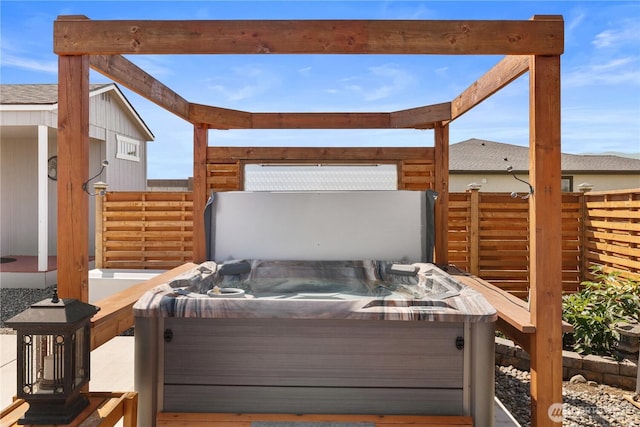 409 Davidson Blvd SW, Mattawa, WA 99349 - wooden deck featuring a hot tub