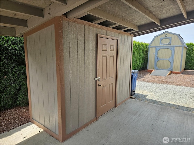 886 Carriage Ct, Sedro Woolley, WA 98284 - view of shed