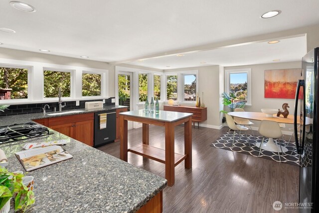 3771 W Commodore Way, Seattle, WA 98199 - photo 9