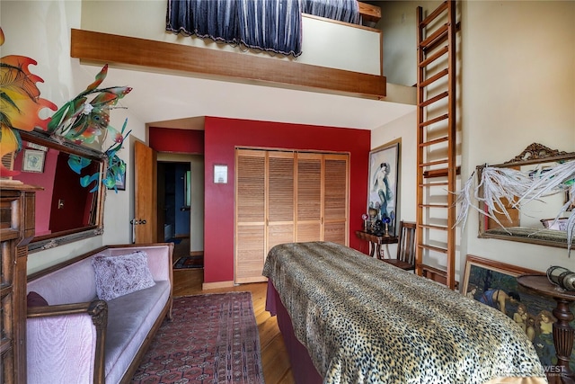 4722 53rd Ave SW, Seattle, WA 98116 - bedroom with wood finished floors and a closet