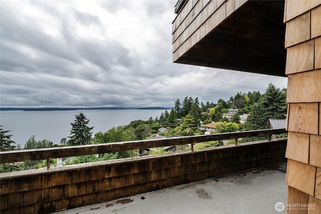 4722 53rd Ave SW, Seattle, WA 98116 - balcony featuring a water view