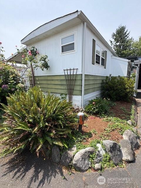 7301 NE 175th St Unit 114, Kenmore, WA 98028 - photo 2