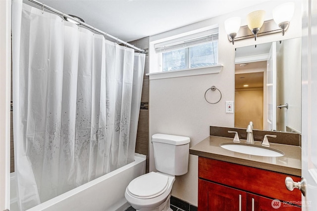 3017 Government Way, Seattle, WA 98199 - full bath featuring shower / bath combination with curtain and vanity