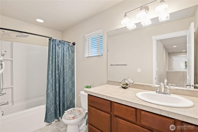33908 12th Pl SW, Federal Way, WA 98023 - bathroom featuring shower / bathtub combination with curtain, vanity, and recessed lighting