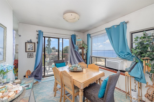 5310 SW College St, Seattle, WA 98116 - dining space with cooling unit