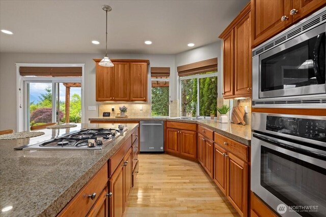 36107 SE Isley St, Snoqualmie, WA 98065 - photo 18