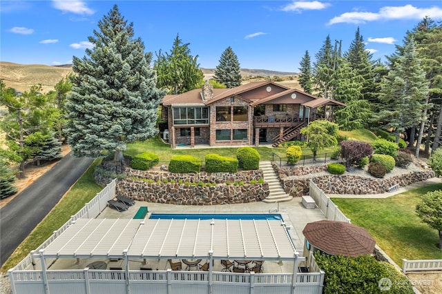 3822 School St, Wenatchee, WA 98801 - rear view of house with stairs