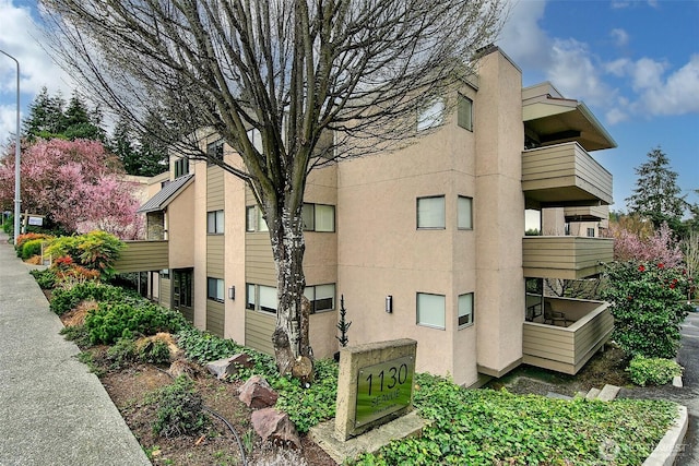 1130 5th Ave S Unit 103, Edmonds, WA 98020 - view of building exterior
