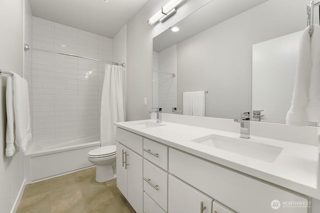 8015 NE 116th Pl, Kirkland, WA 98034 - full bath featuring shower / bath combo, double vanity, and tile patterned floors