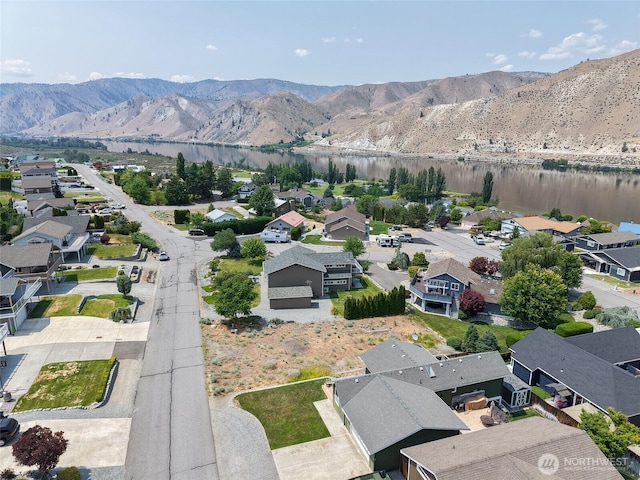 225 W Marine View Dr, Orondo, WA 98843