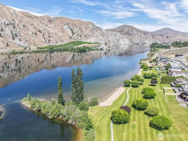 225 W Marine View Dr, Orondo, WA 98843