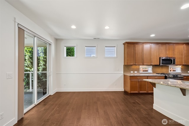 14714 Knoll Park Ct E, Bonney Lake, WA 98391 - photo 9