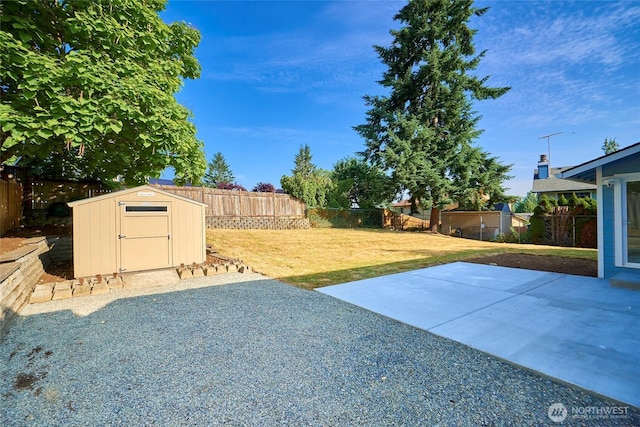 27409 146th Ave SE, Kent, WA 98042 - fenced backyard featuring a storage shed and a patio