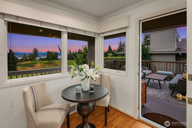7761 Lakemont Dr NE, Seattle, WA 98115 - sunroom with plenty of natural light