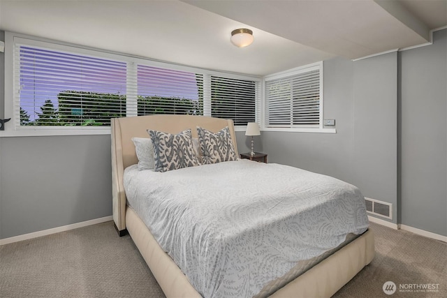 7761 Lakemont Dr NE, Seattle, WA 98115 - bedroom featuring carpet flooring and baseboards