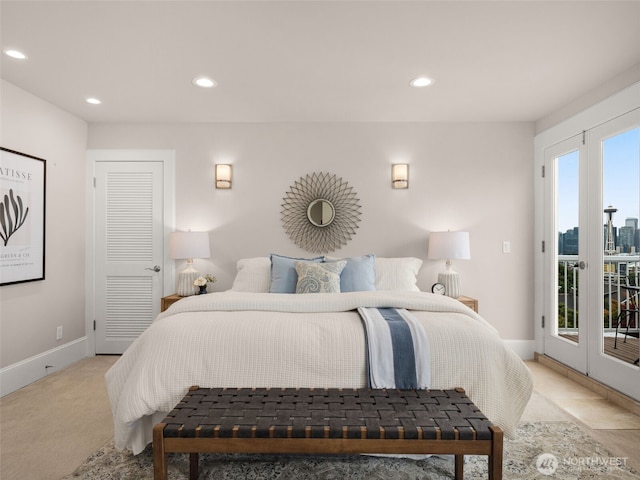 526 W Kinnear Pl, Seattle, WA 98119 - bedroom featuring access to exterior, recessed lighting, and light colored carpet