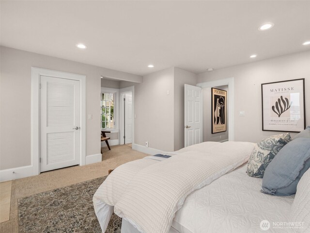 526 W Kinnear Pl, Seattle, WA 98119 - bedroom featuring recessed lighting and light carpet