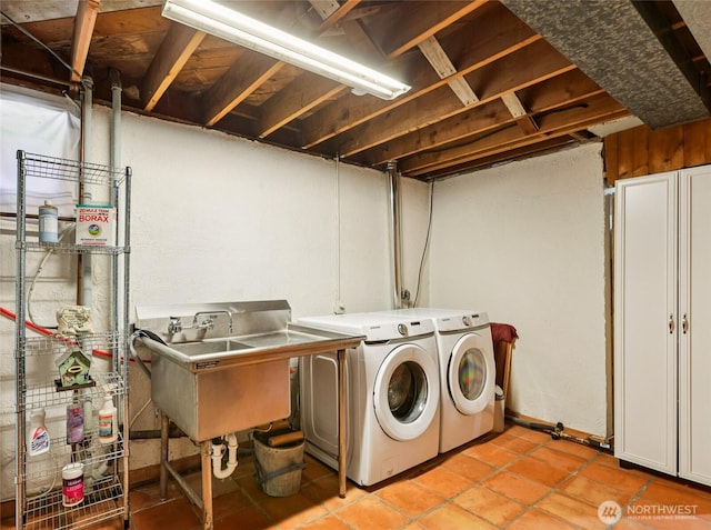 5325 Monta Vista Dr E, Edgewood, WA 98372 - washroom with separate washer and dryer